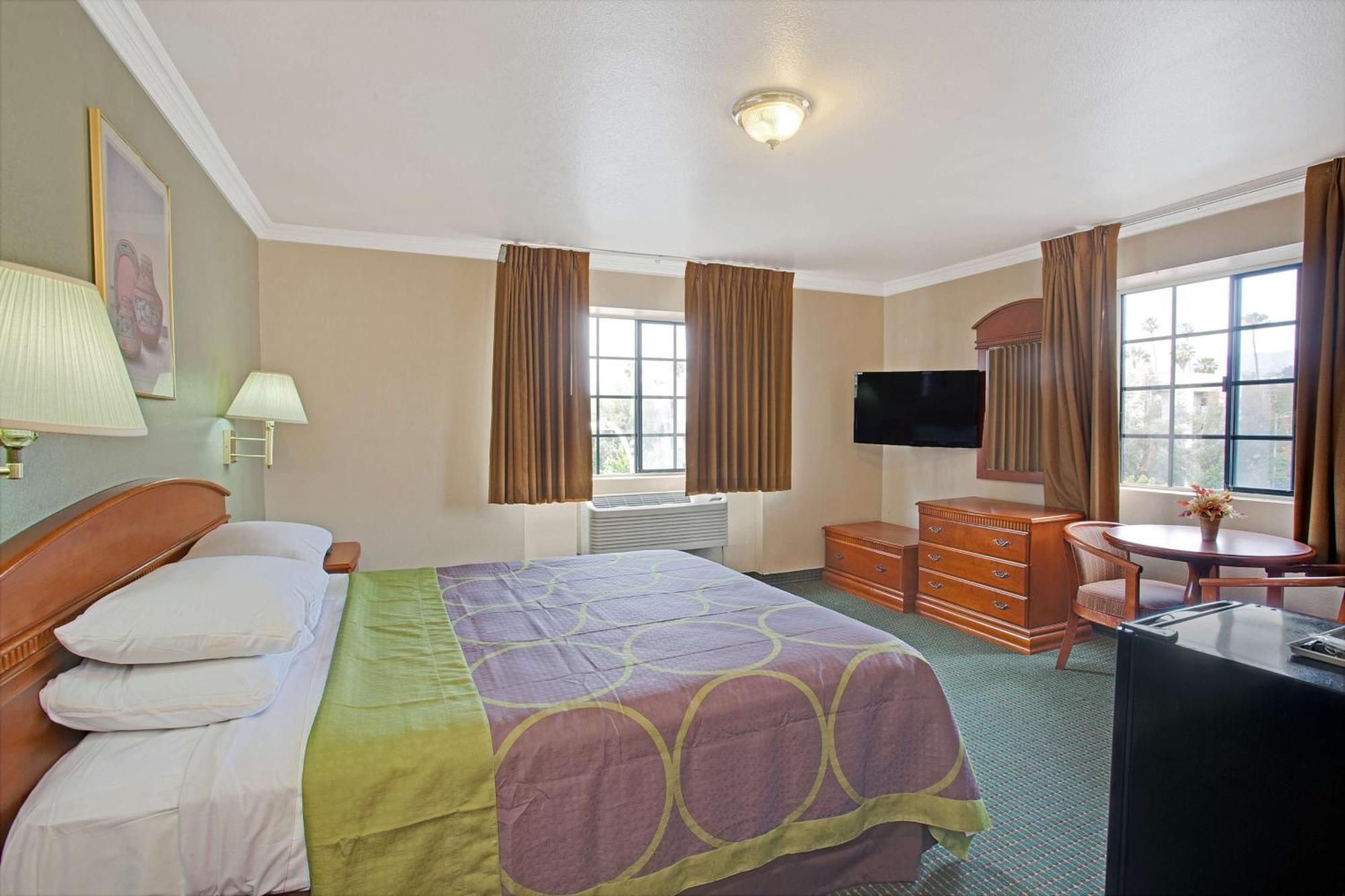 Motel Super 8 By Wyndham Hollywood/La Area à Los Angeles Extérieur photo